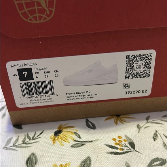 NWT Puma Men's Classic White Caven 2.0 Sneakers - Picture 8 of 8